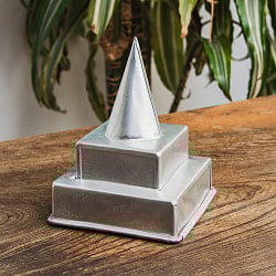 ナシ・トゥンペンの型 インドネシアのお祝いご飯 高さ：14cm - サブ3