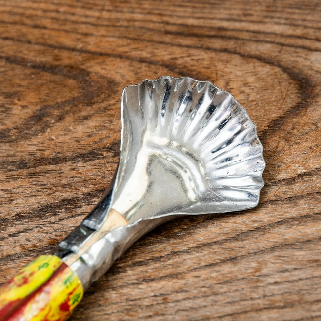 インドネシアの果物くり抜きスプーン フルーツボーラー 3 - ココナッツ削り