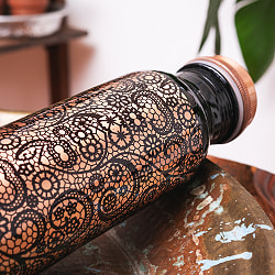 アーユルヴェーダ 高級銅製ウォーターボトル　水筒　マグボトル　水差し〔約1000ml〕 - サブ4