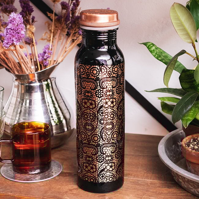 アーユルヴェーダ 高級銅製ウォーターボトル　水筒　マグボトル　水差し〔約1000ml〕の写真銅,水差し,礼拝用品,ロタ,LOTA,アーユルヴェーダ