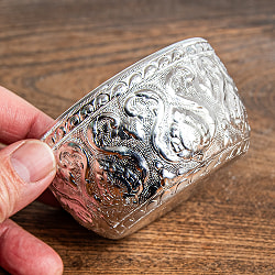 タイの伝統小鉢 小物入れ ハン・エンボスボウル 蓋付き 直径8.3cm - サブ4