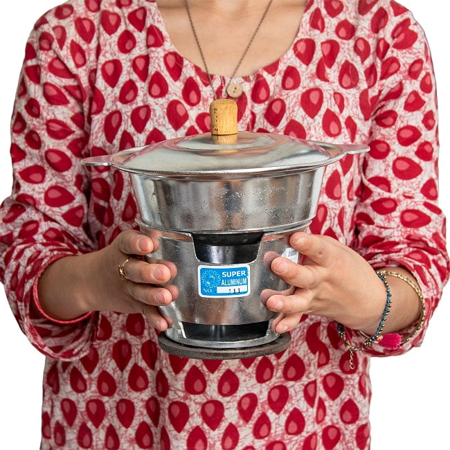 タイの昔ながらの屋台アルミコンロ 高さ10.5cm程度 鍋料理に 7 - これくらいのサイズ感です。