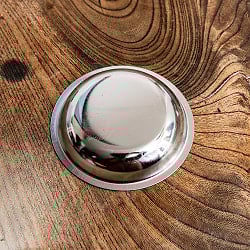 とっても小さい！ タイのステンレス小皿 直径：約6.5cm - サブ5