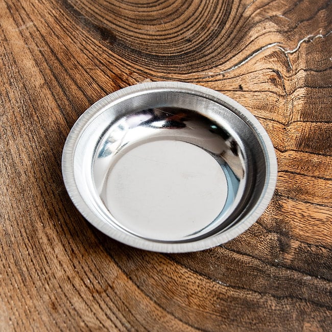 とっても小さい！ タイのステンレス小皿 直径：約6.5cmの写真小皿,薬味皿,ソース皿,小物入れ