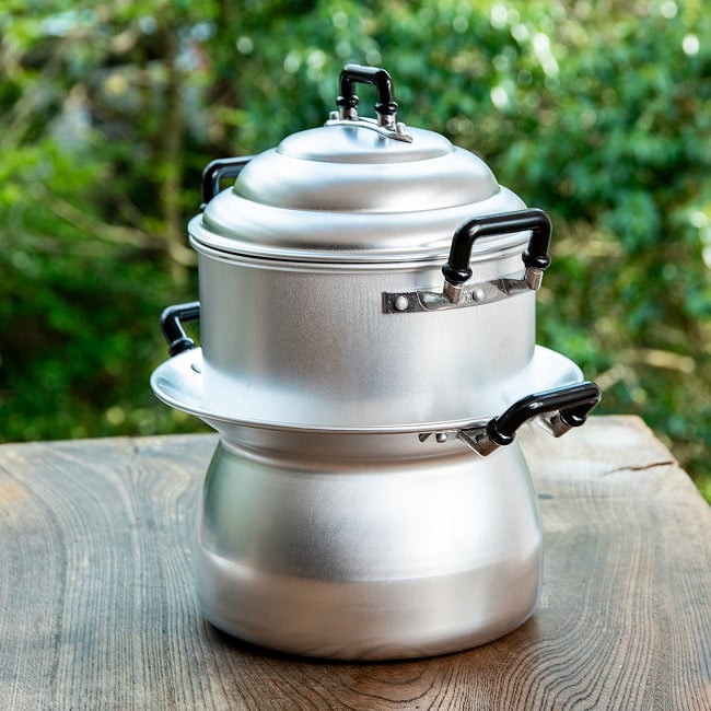 モー・スン タイのアルミ蒸し器 高さ30cm程度 7 - 飾るだけでもワクワクしますね！