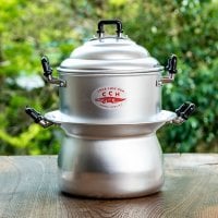 モー・スン タイのアルミ蒸し器 高さ30cm程度
