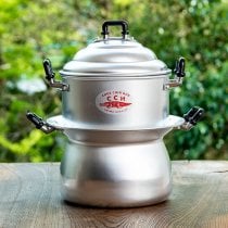 モー・スン タイのアルミ蒸し器 高さ30cm程度