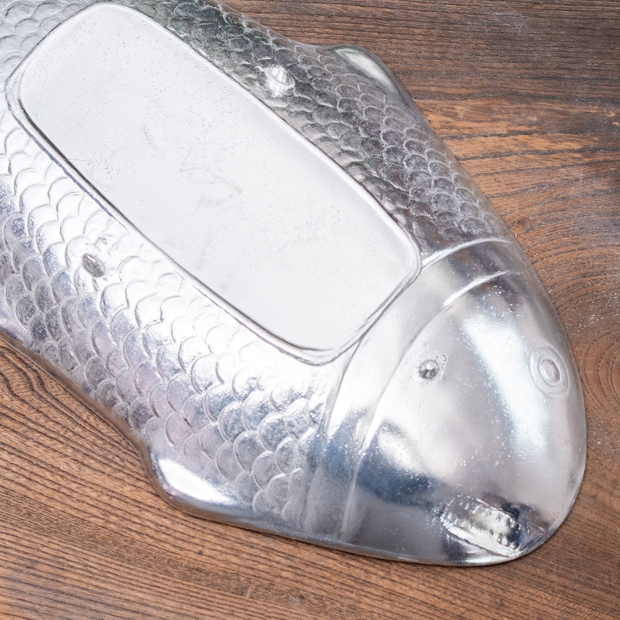 お魚の形をした　魚模様のフィッシュパン モーペッサ　魚のお皿9枚目の説明写真です