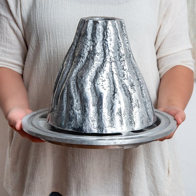 タイ名物・火山エビ鍋｜エビの蒸し焼きが楽しめるアルミ調理器 5 - これくらいの大きさです。トータル4kgくらいあります。