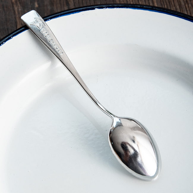 タイのアルミスプーン シンプルなミニタイプ 4 - 裏面。