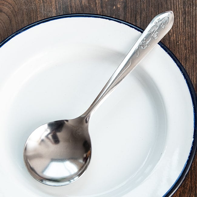 タイのスープスプーン バラの模様入りの写真タイ,食器,スプーン,フォーク,屋台,おしゃれ