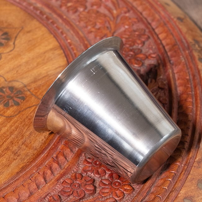 南インドのコーヒーカップ [直径約7.2cm×高さ約6.5cm] 4 - 横からの写真です