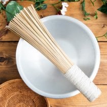 タイの竹製鍋洗い ささら - グリップ付き