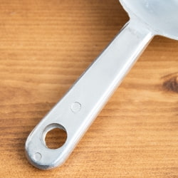 タイのアルミスコップ - Mサイズ - サブ3