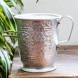 インド伝統唐草エンボス 大きめのアルミカップ - 高さ：約17.5cm ドライフラワーなどに - サブ2