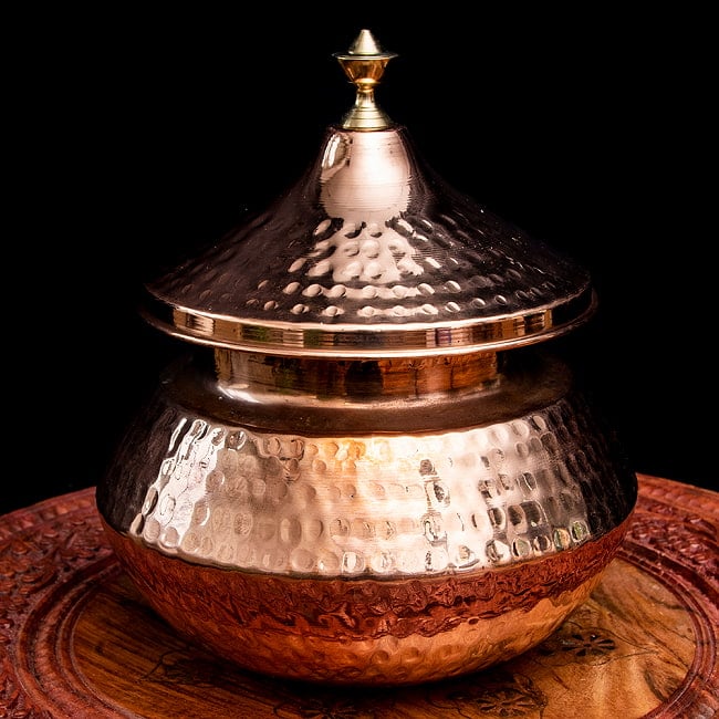 【蓋付き】ハンディカダイ - インドの鍋【直径約18cm】の写真