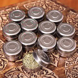 〔12個セット〕〔Mサイズ〕ステンレスの小さなマサラケース・スパイスケース小物入れ[約2.2cm×4cm] - サブ2
