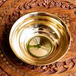 重厚なブラスボウル 高さ約3.5cm - サブ2