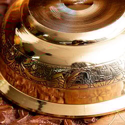 重厚なブラスボウル 高さ約3.5cm - サブ4