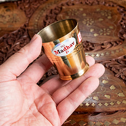 インドの礼拝用 ブラス製 プージャグラス カップ 高さ：約5.7cm - サブ5