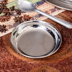 重ねられるハルワプレート お菓子・デザートやサイドディッシュ用小皿などへ〔約12.5cm×約2.2cm〕(ID-TLPLT-104)