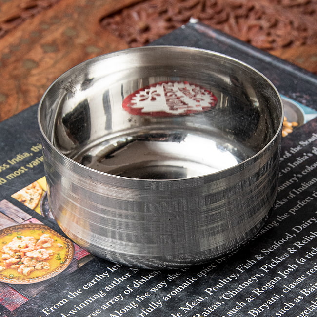 薄線装飾入り カレー小皿（約8.5cm×約4.5cm）の写真カレー 皿,カレー 小皿,カトリ,カトゥリ