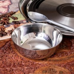 重ねられるカレー皿　大きめ　サービングカトリ　取り分けサイズ〔約12cm×約4.2cm 約300ml〕