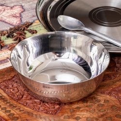 重ねられるカレー皿　特大　サービングカトリ　取り分けサイズ〔約16.5cm×約6cm 約900ml〕