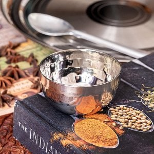 美しい槌目模様仕上げ 料理が華やかに カレー小皿 サブジカトリ〔約7.3cm×約4cm 約110ml〕