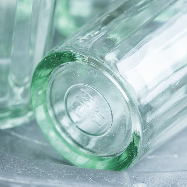 【5個セット】インドのチャイ カップ - 装飾つき[直径:6.5cm 高さ:8.7cm 約150ml] 8 - 底面です