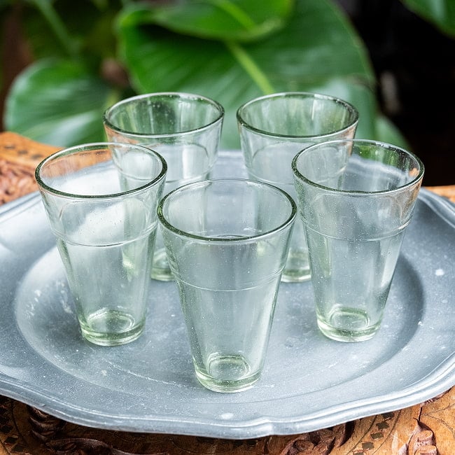 【5個セット】インドのチャイ カップ - シンプル[直径:6cm 高さ:8.5cm 約95ml]の写真コップ,グラス,チャイカップ,チャイコップ,チャイグラス,チャイ,インド食器,かわいい,レトロ,アジアン食器,アジア雑貨