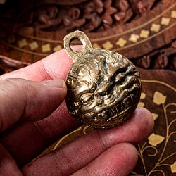 チベタン アニマルベル - 4cm スノーライオン - サブ5