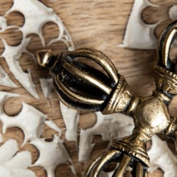 ヴィシュヴァ・ヴァジュラ（交差金剛杵） - 羯磨【長さ：7.5cm】 - サブ4