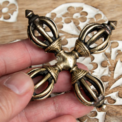 ヴィシュヴァ・ヴァジュラ（交差金剛杵） - 羯磨【長さ：7.5cm】 - サブ5