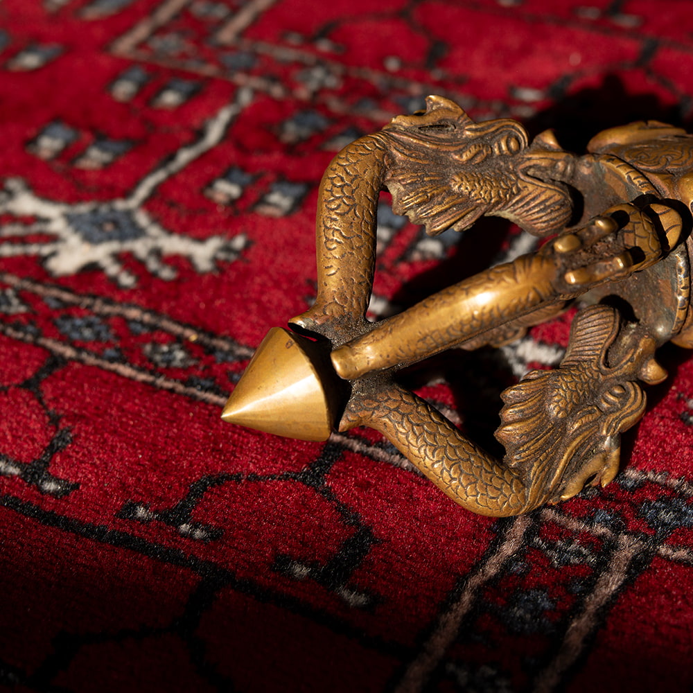 高品質】 ドルジェ（ヴァジュラ・金剛杵）[約31cm] 龍と骸骨 五鈷杵