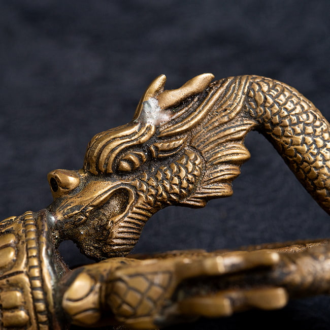 【高品質】  ドルジェ（ヴァジュラ・金剛杵）[約27cm] 龍とヴァジュラ・バイラヴァ 五鈷杵 鬼面金剛杵 6 - 迫力のある龍です