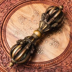 【特大・寺院奉納級】  ドルジェ（ヴァジュラ・金剛杵）[約29cm] 8頭のマカラ 九鈷杵