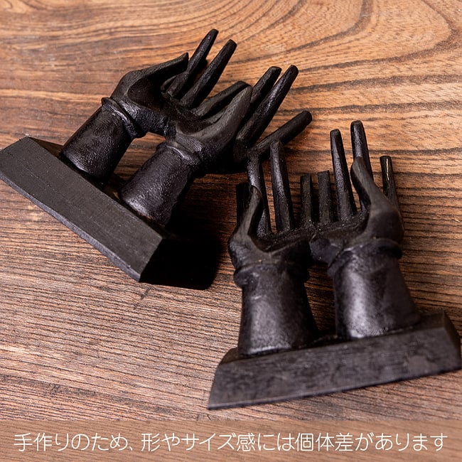 バリの木彫りカードホルダー　名刺置き 16 - 手作りのため、形やサイズ感には個体差があります。