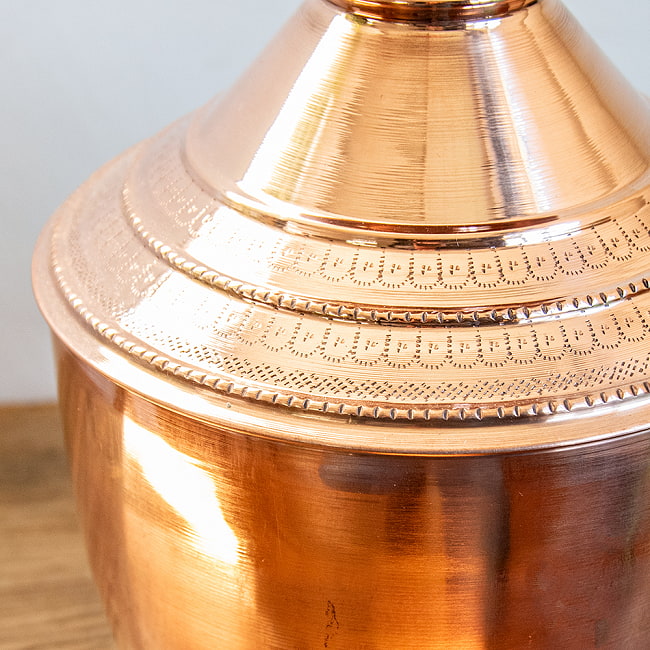 銅製ガルチャ - Ghalcha ネパール独特の水瓶 ミディアムサイズ 高さ：33.5ｃｍ程度 6 - グラマラスな形状です。