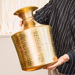 ブラス製ガルチャ - Ghalcha ネパール独特の水瓶 ラージサイズ 高さ41.5cm程度 - サブ2