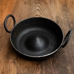 セルロティ鍋 ネパールの伝統ドーナツを揚げる専用鍋