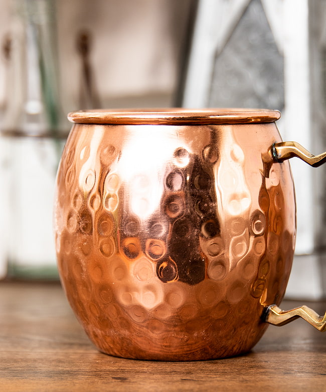 【送料無料・2個セット】インドの鎚目付き銅装飾マグカップ 450cc 3 - 側面から見てみました。