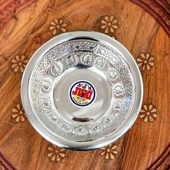 【送料無料・9個セット】ペイズリーエンボスのミニボウル【直径：13cm】 3 - きらびやかな紋様が美しいですね。