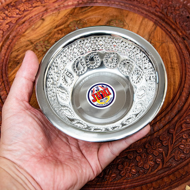 【送料無料・9個セット】ペイズリーエンボスのミニボウル【直径：13cm】 7 - このくらいのサイズ感になります