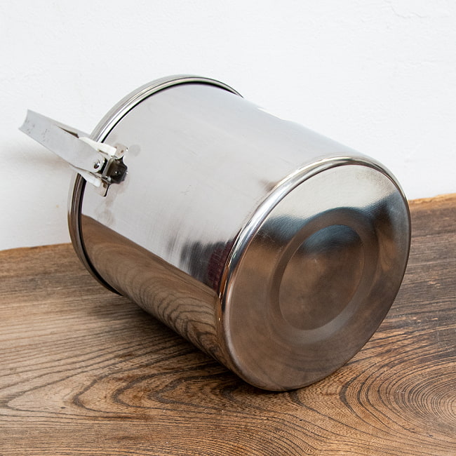 【送料無料・2個セット】〔16cm 2.9L〕ブッシュクラフトの定番　ビリー缶・ビリーポット　リーズナブルなニワトリブランド 9 - 底面の部分です。