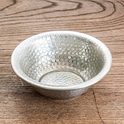 【送料無料・15個セット】ムスリム職人の手仕事が息づく 薄彫り アルミボウル 直径：約8.5cm - サブ2