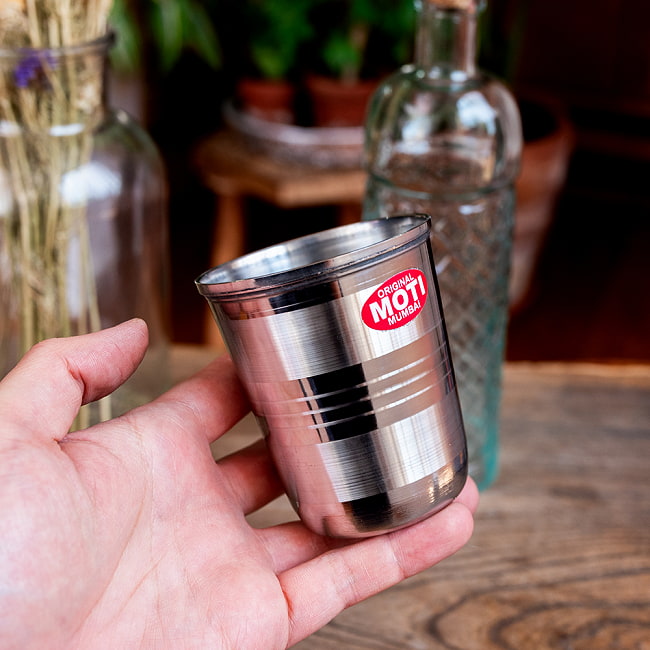 【送料無料・15個セット】ステンレスのチャイカップ [直径:約7cm×高さ:約8.3cm 約220ml] 7 - このくらいのちょうど良いサイズ感です