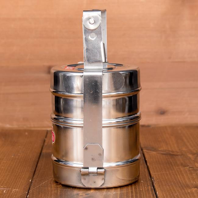 【送料無料・3個セット】鍵が掛かる！インド2段ボンベイ弁当箱　ダッバーワーラー仕様【直径:約10cm 高さ:約19.5cm】 6 - 横からの写真です