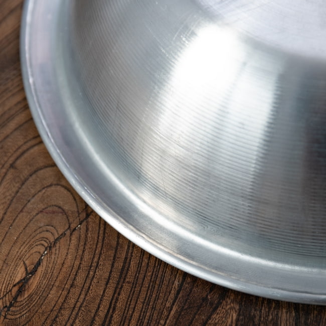 【送料無料・15個セット】キャンプにも便利なアルミボウル　ミキシングボウル〔約18cm×約5.2cm〕　シンプルだけど、ぬくもりあるタイの食器 6 - 拡大写真です
