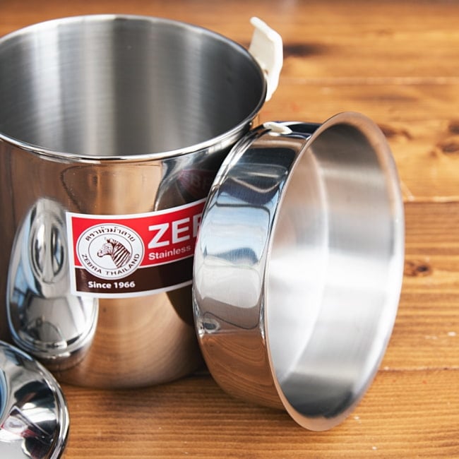 【送料無料・2個セット】〔12cm 1.4L〕ブッシュクラフトの定番　ゼブラ社のビリー缶・ビリーポット　焚き火とキャンプの直火調理へ〔ステンレスSUS304製〕 13 - 横からの写真です